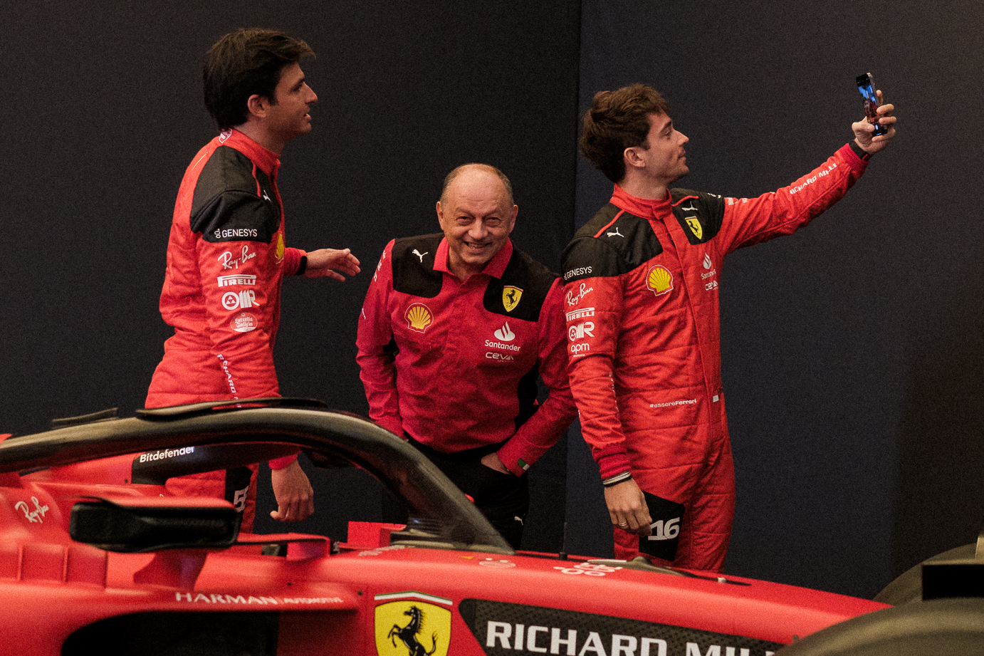 Leclerc: Tidak ada pembicaraan kontrak yang sedang berlangsung dengan Ferrari
