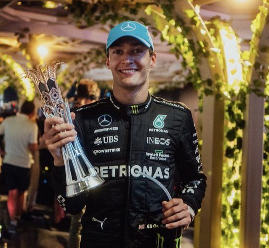 Mercedes' George Russell with the trophy for third place for the 2023 Saudi Arabian Grand Prix © Mercedes