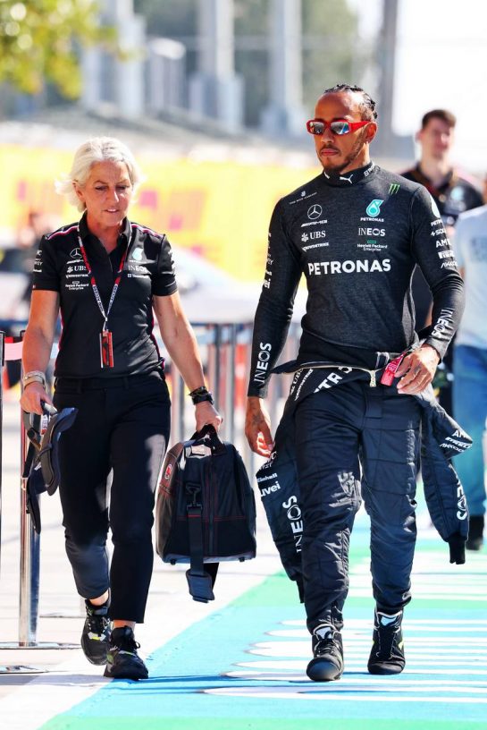 (L to R): Angela Cullen (NZL) Mercedes AMG F1 Physiotherapist with Lewis Hamilton (GBR) Mercedes AMG F1.
02.03.2023. Formula 1 World Championship, Rd 1, Bahrain Grand Prix, Sakhir, Bahrain, Preparation Day.
- www.xpbimages.com, EMail: requests@xpbimages.com © Copyright: Batchelor / XPB Images
