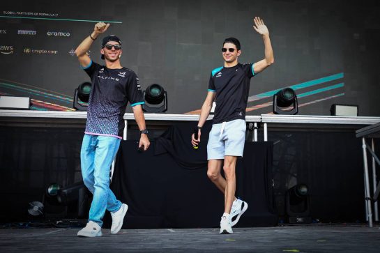 Pierre Gasly (FRA), Alpine F1 Team and Esteban Ocon (FRA), Alpine F1 Team 
04.03.2023. Formula 1 World Championship, Rd 1, Bahrain Grand Prix, Sakhir, Bahrain, Qualifying Day.
- www.xpbimages.com, EMail: requests@xpbimages.com © Copyright: Charniaux / XPB Images