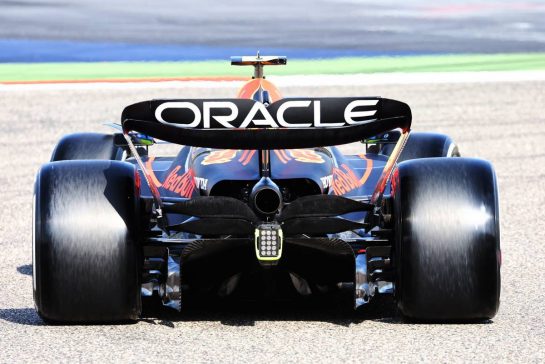 Sergio Perez (MEX) Red Bull Racing RB19.
04.03.2023. Formula 1 World Championship, Rd 1, Bahrain Grand Prix, Sakhir, Bahrain, Qualifying Day.
- www.xpbimages.com, EMail: requests@xpbimages.com © Copyright: Coates / XPB Images