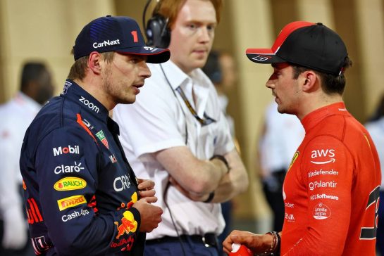 (L to R): Max Verstappen (NLD) Red Bull Racing in qualifying parc ferme with Charles Leclerc (MON) Ferrari.
04.03.2023. Formula 1 World Championship, Rd 1, Bahrain Grand Prix, Sakhir, Bahrain, Qualifying Day.
- www.xpbimages.com, EMail: requests@xpbimages.com © Copyright: Batchelor / XPB Images