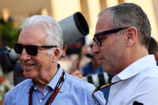(L to R): Piero Ferrari (ITA) Ferrari Vice-President with Stefano Domenicali (ITA) Formula One President and CEO.
05.03.2023. Formula 1 World Championship, Rd 1, Bahrain Grand Prix, Sakhir, Bahrain, Race Day.
- www.xpbimages.com, EMail: requests@xpbimages.com © Copyright: Batchelor / XPB Images