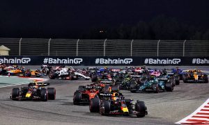 Bahrain GP: Verstappen and Perez in control, Alonso third!