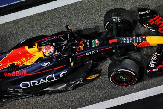 Race winner Max Verstappen (NLD) Red Bull Racing RB19 in parc ferme.
05.03.2023. Formula 1 World Championship, Rd 1, Bahrain Grand Prix, Sakhir, Bahrain, Race Day.
- www.xpbimages.com, EMail: requests@xpbimages.com © Copyright: Moy / XPB Images