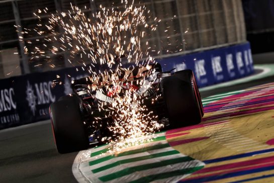 Kevin Magnussen (DEN) Haas VF-23 sends sparks flying.
18.03.2023. Formula 1 World Championship, Rd 2, Saudi Arabian Grand Prix, Jeddah, Saudi Arabia, Qualifying Day.
 - www.xpbimages.com, EMail: requests@xpbimages.com © Copyright: Coates / XPB Images