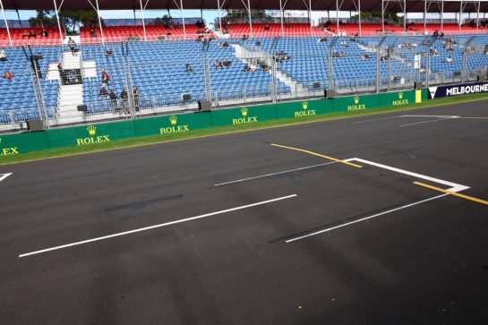 Circuit atmosphere - wider grid slots.
30.03.2023. Formula 1 World Championship, Rd 3, Australian Grand Prix, Albert Park, Melbourne, Australia, Preparation Day.
- www.xpbimages.com, EMail: requests@xpbimages.com © Copyright: Batchelor / XPB Images