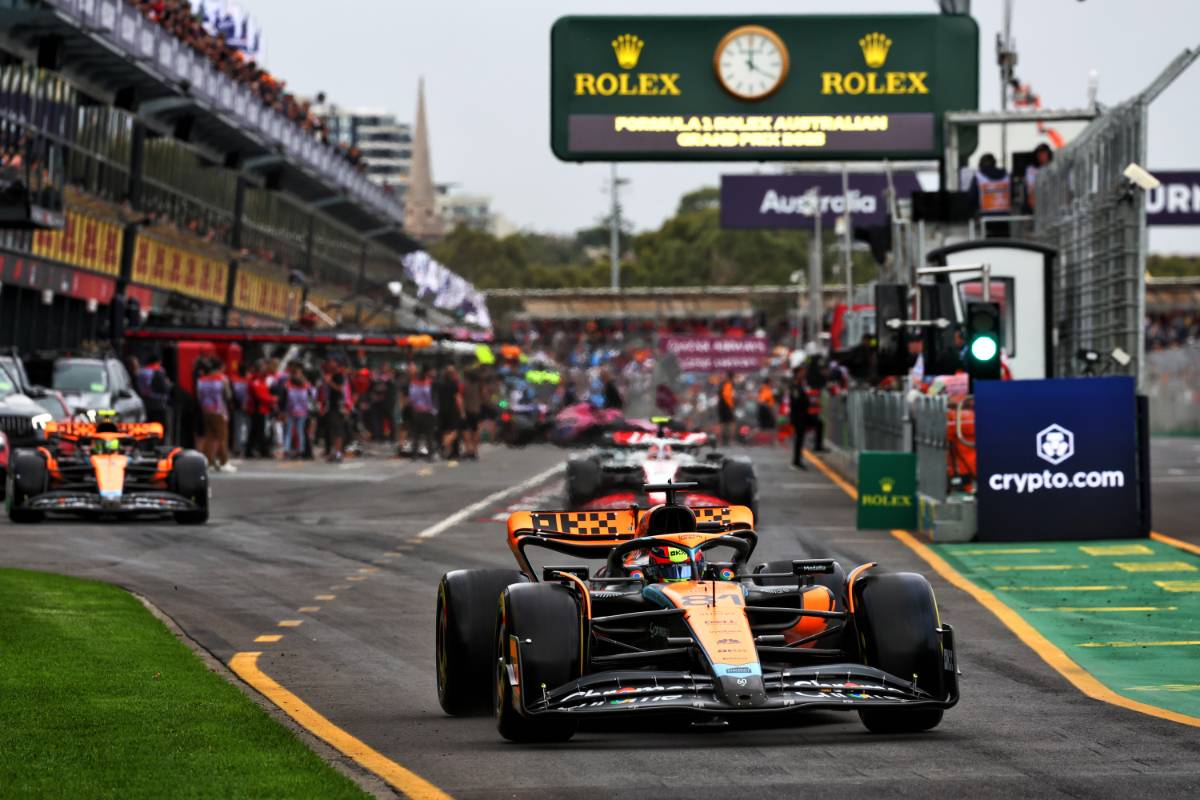 Oscar Piastri (AUS) McLaren MCL60.
31.03.2023. Formula 1 World Championship, Rd 3, Australian Grand Prix, Albert Park, Melbourne, Australia, Practice Day.
 - www.xpbimages.com, EMail: requests@xpbimages.com © Copyright: Coates / XPB Images