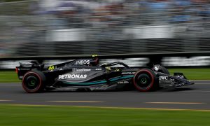 Button explains why Hamilton cockpit position hurting confidence