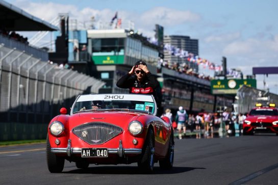 Guanyu Zhou (CHI), Alfa Romeo Racing 
02.04.2023. Formula 1 World Championship, Rd 3, Australian Grand Prix, Albert Park, Melbourne, Australia, Race Day.
- www.xpbimages.com, EMail: requests@xpbimages.com © Copyright: Charniaux / XPB Images
