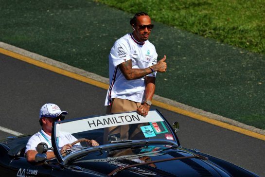 Lewis Hamilton (GBR) Mercedes AMG F1 on the drivers' parade.
02.04.2023. Formula 1 World Championship, Rd 3, Australian Grand Prix, Albert Park, Melbourne, Australia, Race Day.
- www.xpbimages.com, EMail: requests@xpbimages.com © Copyright: Coates / XPB Images