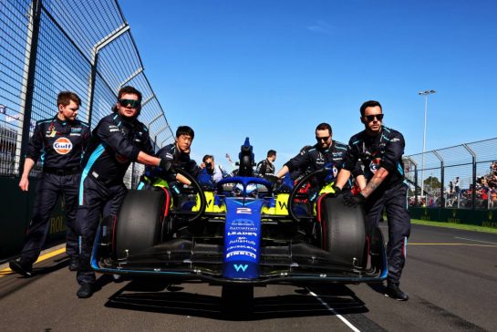 Logan Sargeant (USA) Williams Racing FW45 on the grid.
02.04.2023. Formula 1 World Championship, Rd 3, Australian Grand Prix, Albert Park, Melbourne, Australia, Race Day.
- www.xpbimages.com, EMail: requests@xpbimages.com © Copyright: Batchelor / XPB Images