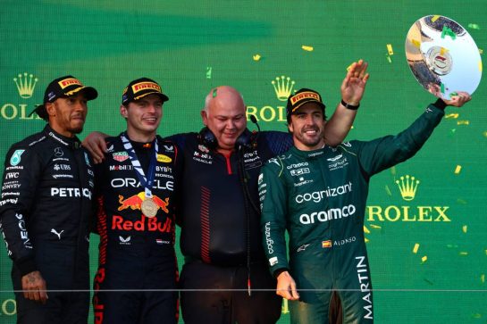 1st place Max Verstappen (NLD) Red Bull Racing RB19, 2nd place Lewis Hamilton (GBR) Mercedes AMG F1 W14 and 3rd place Fernando Alonso (ESP) Aston Martin F1 Team.
02.04.2023. Formula 1 World Championship, Rd 3, Australian Grand Prix, Albert Park, Melbourne, Australia, Race Day.
- www.xpbimages.com, EMail: requests@xpbimages.com © Copyright: Batchelor / XPB Images