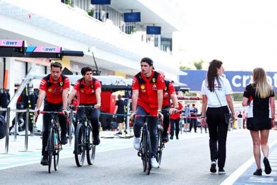 Charles Leclerc (MON) Ferrari rides the circuit with the team.
04.05.2023. Formula 1 World Championship, Rd 5, Miami Grand Prix, Miami, Florida, USA, Preparation Day.
- www.xpbimages.com, EMail: requests@xpbimages.com © Copyright: Coates / XPB Images