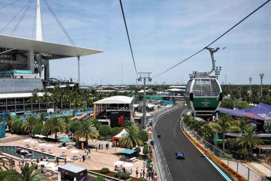Alexander Albon (THA) Williams Racing FW45.
05.05.2023. Formula 1 World Championship, Rd 5, Miami Grand Prix, Miami, Florida, USA, Practice Day.
- www.xpbimages.com, EMail: requests@xpbimages.com © Copyright: Moy / XPB Images