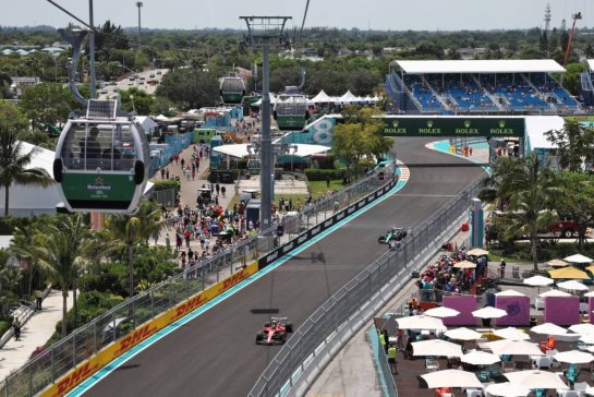 Carlos Sainz Jr (ESP) Ferrari SF-23.
05.05.2023. Formula 1 World Championship, Rd 5, Miami Grand Prix, Miami, Florida, USA, Practice Day.
- www.xpbimages.com, EMail: requests@xpbimages.com © Copyright: Moy / XPB Images