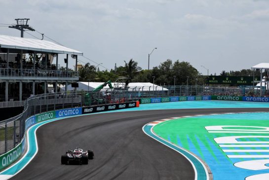 Kevin Magnussen (DEN) Haas VF-23.
05.05.2023. Formula 1 World Championship, Rd 5, Miami Grand Prix, Miami, Florida, USA, Practice Day.
- www.xpbimages.com, EMail: requests@xpbimages.com © Copyright: Moy / XPB Images
