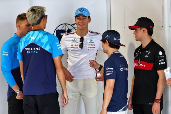 (L to R): Logan Sargeant (USA) Williams Racing; Alexander Albon (THA) Williams Racing; George Russell (GBR) Mercedes AMG F1; Yuki Tsunoda (JPN) AlphaTauri; and Zhou Guanyu (CHN) Alfa Romeo F1 Team, on the drivers' parade.
07.05.2023. Formula 1 World Championship, Rd 5, Miami Grand Prix, Miami, Florida, USA, Race Day.
- www.xpbimages.com, EMail: requests@xpbimages.com © Copyright: Batchelor / XPB Images