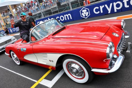 Pierre Gasly (FRA) Alpine F1 Team on the drivers' parade.
07.05.2023. Formula 1 World Championship, Rd 5, Miami Grand Prix, Miami, Florida, USA, Race Day.
- www.xpbimages.com, EMail: requests@xpbimages.com © Copyright: Batchelor / XPB Images