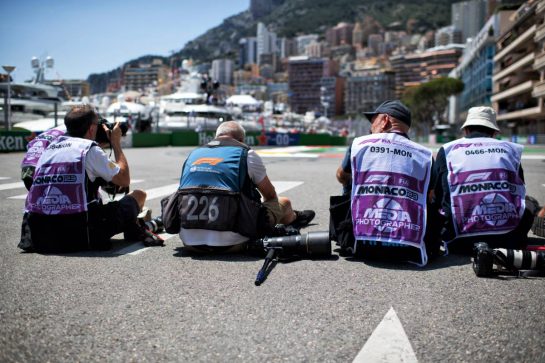 Circuit atmosphere - photographers.
26.05.2023. Formula 1 World Championship, Rd 7, Monaco Grand Prix, Monte Carlo, Monaco, Practice Day.
- www.xpbimages.com, EMail: requests@xpbimages.com © Copyright: Price / XPB Images
