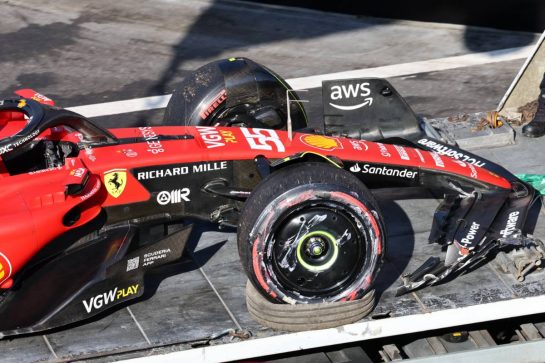 The damaged Ferrari SF-23 of Carlos Sainz Jr (ESP) Ferrari is recovered back to the pits on the back of a truck.
26.05.2023. Formula 1 World Championship, Rd 7, Monaco Grand Prix, Monte Carlo, Monaco, Practice Day.
- www.xpbimages.com, EMail: requests@xpbimages.com © Copyright: Batchelor / XPB Images