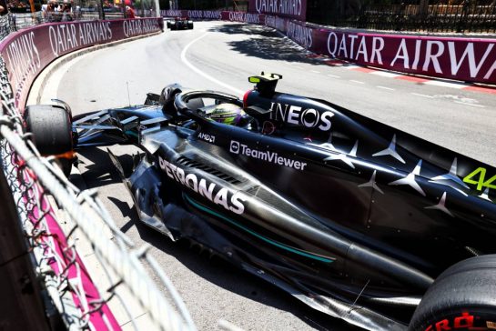Lewis Hamilton (GBR) Mercedes AMG F1 W14 crashed in the third practice session.
27.05.2023. Formula 1 World Championship, Rd 7, Monaco Grand Prix, Monte Carlo, Monaco, Qualifying Day.
- www.xpbimages.com, EMail: requests@xpbimages.com © Copyright: Batchelor / XPB Images