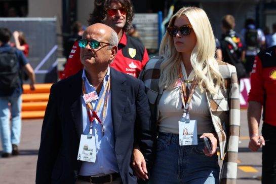Gerard Cohen (SUI) Banker (Left) with Victoria Haugen.
27.05.2023. Formula 1 World Championship, Rd 7, Monaco Grand Prix, Monte Carlo, Monaco, Qualifying Day.
- www.xpbimages.com, EMail: requests@xpbimages.com © Copyright: Batchelor / XPB Images