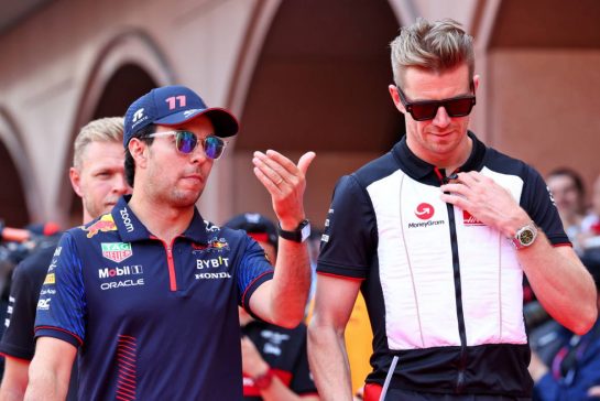 (L to R): Sergio Perez (MEX) Red Bull Racing with Nico Hulkenberg (GER) Haas F1 Team on the drivers' parade.
28.05.2023. Formula 1 World Championship, Rd 7, Monaco Grand Prix, Monte Carlo, Monaco, Race Day.
- www.xpbimages.com, EMail: requests@xpbimages.com © Copyright: Coates / XPB Images