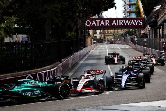 Nico Hulkenberg (GER) Haas VF-23 (Centre); Lance Stroll (CDN) Aston Martin F1 Team AMR23 (Left); and Logan Sargeant (USA) Williams Racing FW45 (Right), at the start of the race.
28.05.2023. Formula 1 World Championship, Rd 7, Monaco Grand Prix, Monte Carlo, Monaco, Race Day.
 - www.xpbimages.com, EMail: requests@xpbimages.com © Copyright: Coates / XPB Images