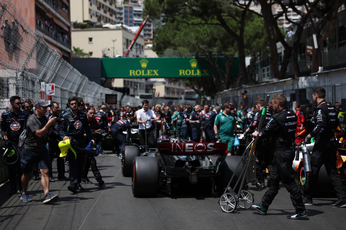 George Russell (GBR) Mercedes AMG F1 W14 on the grid.
28.05.2023. Formula 1 World Championship, Rd 7, Monaco Grand Prix, Monte Carlo, Monaco, Race Day.
- www.xpbimages.com, EMail: requests@xpbimages.com © Copyright: Bearne / XPB Images