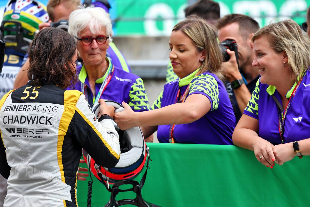 Third placed Jamie Chadwick (GBR) Jenner Racing in parc ferme.
30.07.2022. W Series, Rd 5, Budapest, Hungary, Race Day.
- www.xpbimages.com, EMail: requests@xpbimages.com © Copyright: XPB Images