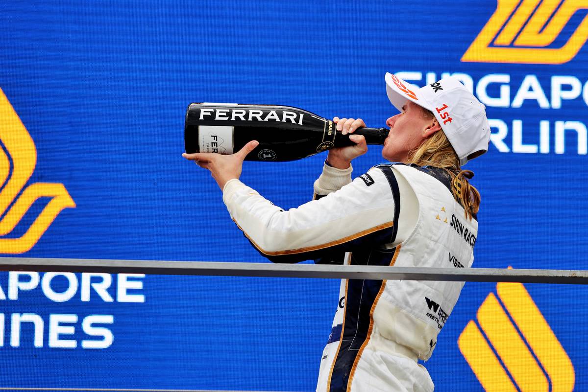 Race winner Beitske Visser (NED) Sirin Racing W Series Team celebrates on the podium.
02.10.2022. W Series, Rd 6, Marina Bay Street Circuit, Singapore, Race Day.
- www.xpbimages.com, EMail: requests@xpbimages.com © Copyright: XPB Images
