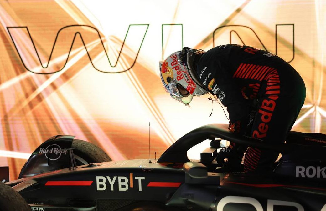 Race winner Max Verstappen (NLD) Red Bull Racing RB19 celebrates in parc ferme. 05.03.2023. Formula 1 World Championship, Rd 1, Bahrain Grand Prix, Sakhir, Bahrain, Race Day. - www.xpbimages.com, EMail: requests@xpbimages.com © Copyright: Bearne / XPB Images