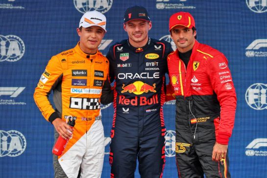 Qualifying top three in parc ferme (L to R): Lando Norris (GBR) McLaren, second; Max Verstappen (NLD) Red Bull Racing, pole position; Carlos Sainz Jr (ESP) Ferrari, third.
03.06.2023. Formula 1 World Championship, Rd 8, Spanish Grand Prix, Barcelona, Spain, Qualifying Day.
- www.xpbimages.com, EMail: requests@xpbimages.com © Copyright: Batchelor / XPB Images
