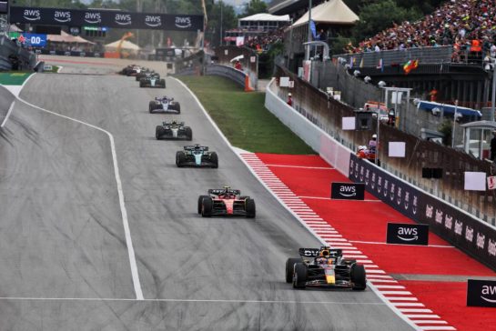 Max Verstappen (NLD) Red Bull Racing RB19.
04.06.2023. Formula 1 World Championship, Rd 8, Spanish Grand Prix, Barcelona, Spain, Race Day.
- www.xpbimages.com, EMail: requests@xpbimages.com © Copyright: Bearne / XPB Images