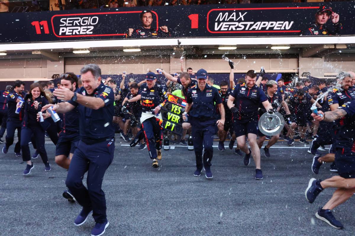 Max Verstappen (NLD) Red Bull Racing RB19 p celebrates with the team on his 1st place with Christian Horner (GBR) Red Bull Racing Team Principal and Adrian Newey (GBR) Red Bull Racing Chief Technical Officer 04.06.2023. Formula 1 World Championship, Rd 8, Spanish Grand Prix, Barcelona, Spain, Race Day. - www.xpbimages.com, EMail: requests@xpbimages.com © Copyright: Batchelor / XPB Images