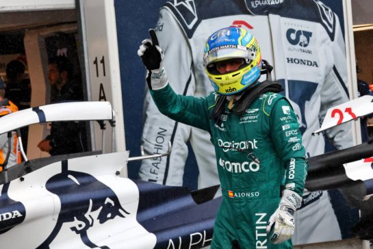 Fernando Alonso (ESP) Aston Martin F1 Team celebrates his third position in qualifying.
17.06.2023. Formula 1 World Championship, Rd 9, Canadian Grand Prix, Montreal, Canada, Qualifying Day.
- www.xpbimages.com, EMail: requests@xpbimages.com © Copyright: Batchelor / XPB Images