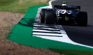 Tsunoda: AlphaTauri updates 'not looking good so far'