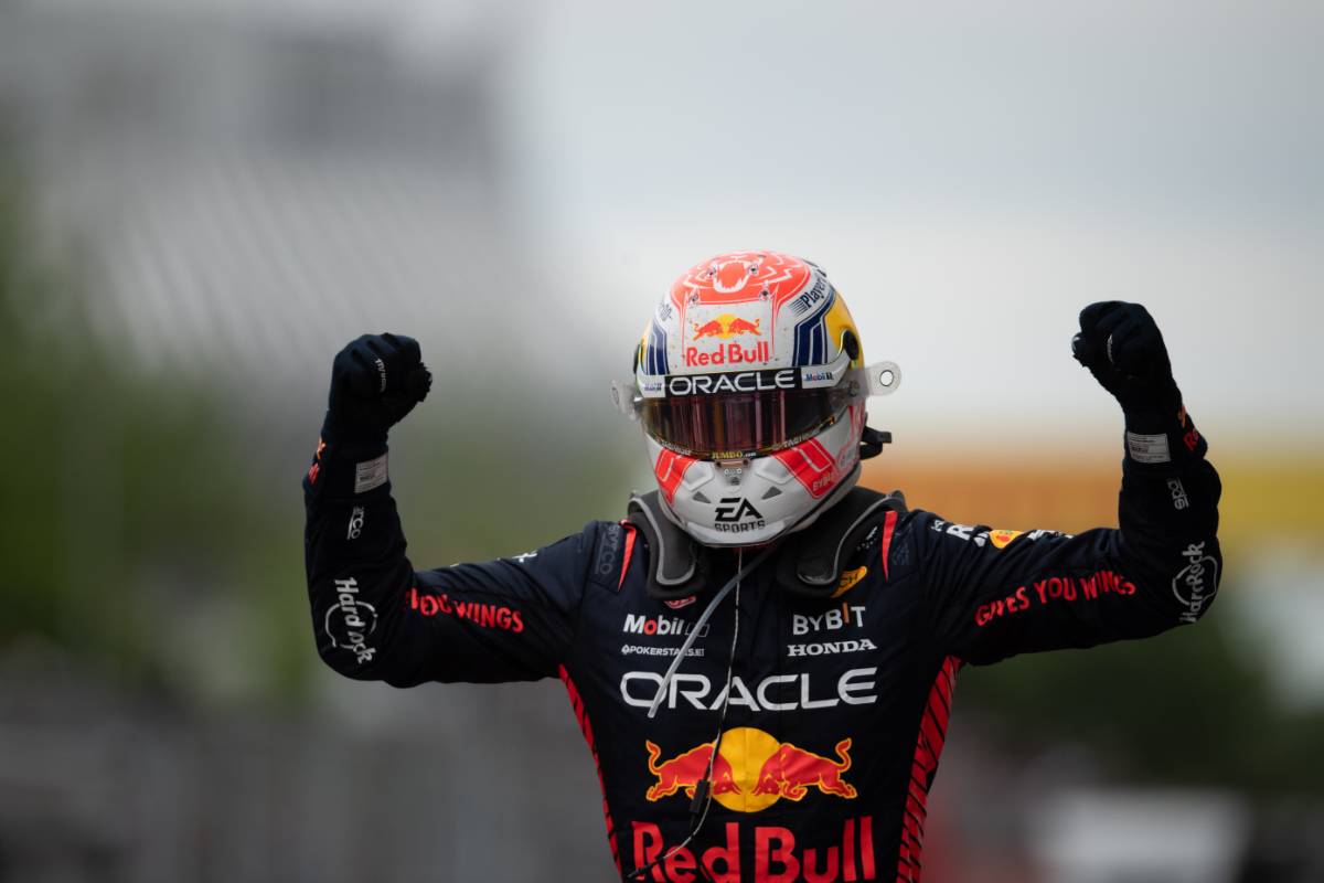 Max Verstappen Signed 2023 Canadian GP winning race suit with Meet