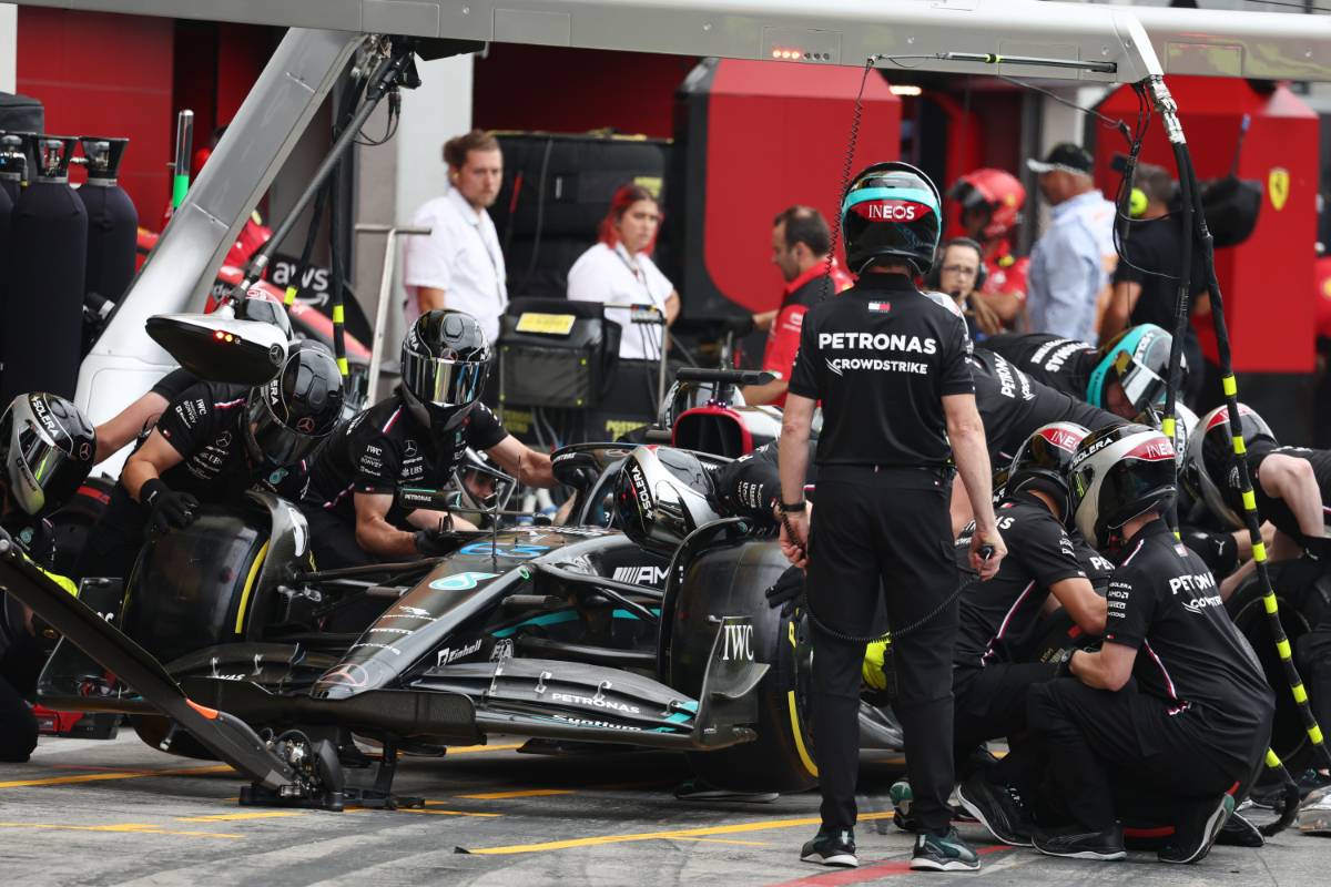 George Russell (GBR) Mercedes AMG F1 W14 in the pits. 01.07.2023. Formula 1 World Championship, Rd 10, Austrian Grand Prix, Spielberg, Austria, Sprint Day. - www.xpbimages.com, EMail: requests@xpbimages.com © Copyright: Moy / XPB Images