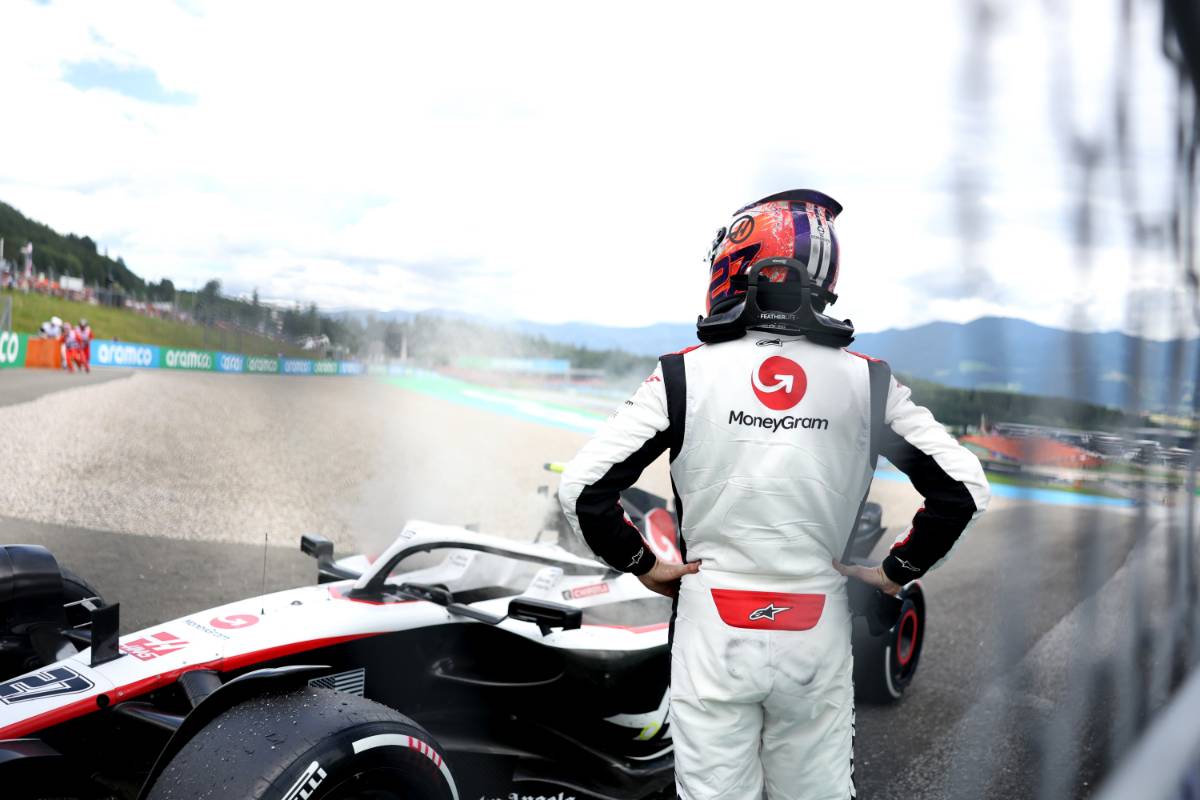 Nico Hulkenberg (GER) Haas VF-23 retired from the race. 02.07.2023. Formula 1 World Championship, Rd 10, Austrian Grand Prix, Spielberg, Austria, Race Day. - www.xpbimages.com, EMail: requests@xpbimages.com © Copyright: Bearne / XPB Images