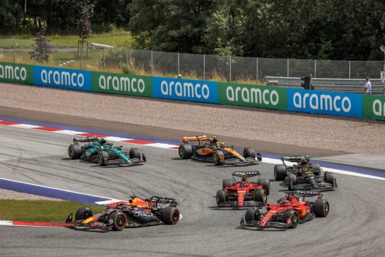 Max Verstappen (NLD) Red Bull Racing RB19 leads at the start of the race.
02.07.2023. Formula 1 World Championship, Rd 10, Austrian Grand Prix, Spielberg, Austria, Race Day.
- www.xpbimages.com, EMail: requests@xpbimages.com © Copyright: Bearne / XPB Images