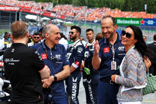 Franz Tost (AUT) AlphaTauri Team Principal with Peter Bayer, AlphaTauri Chief Executive Officer on the grid.
02.07.2023. Formula 1 World Championship, Rd 10, Austrian Grand Prix, Spielberg, Austria, Race Day.
- www.xpbimages.com, EMail: requests@xpbimages.com © Copyright: Moy / XPB Images