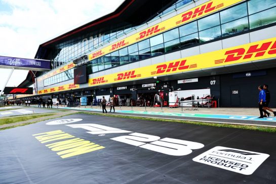 Circuit atmosphere - F1 23 Advert in the pits.
06.07.2023. Formula 1 World Championship, Rd 11, British Grand Prix, Silverstone, England, Preparation Day.
- www.xpbimages.com, EMail: requests@xpbimages.com © Copyright: Batchelor / XPB Images