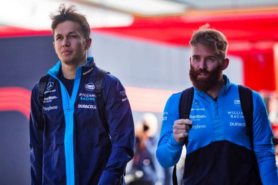 (L to R): Alexander Albon (THA) Williams Racing with Patrick Harding (GBR) Williams Racing Personal Trainer.
06.07.2023. Formula 1 World Championship, Rd 11, British Grand Prix, Silverstone, England, Preparation Day.
- www.xpbimages.com, EMail: requests@xpbimages.com © Copyright: Staley / XPB Images