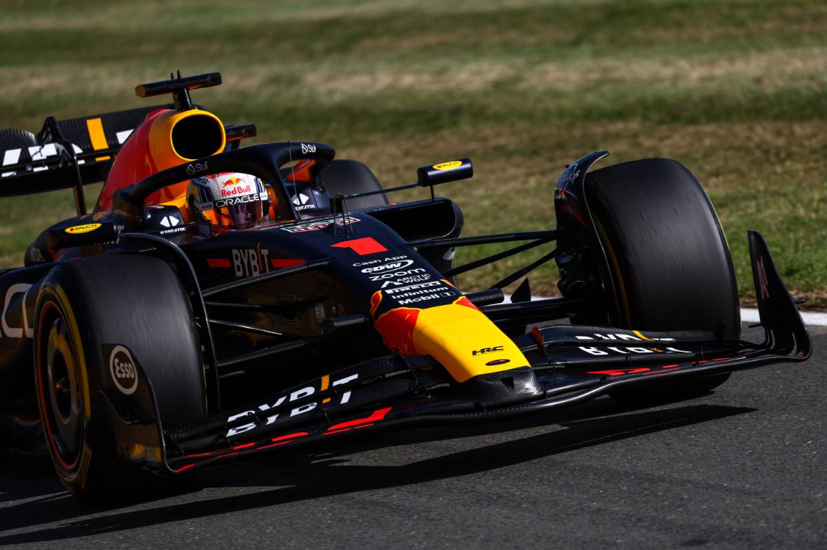 Max Verstappen (NLD), Red Bull Racing 07.07.2023. Formula 1 World Championship, Rd 11, British Grand Prix, Silverstone, England, Practice Day. - www.xpbimages.com, EMail: requests@xpbimages.com © Copyright: Charniaux / XPB Images