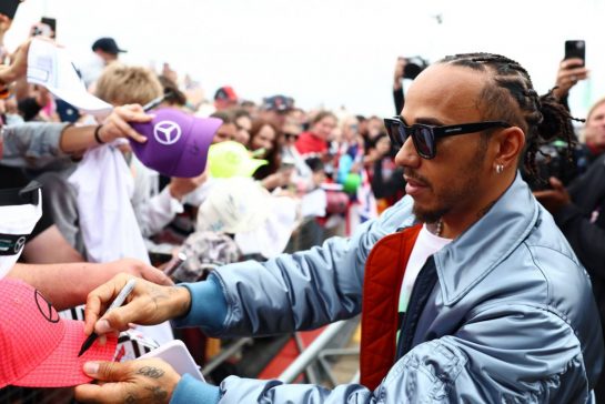 Lewis Hamilton (GBR) Mercedes AMG F1 with fans.
09.07.2023. Formula 1 World Championship, Rd 11, British Grand Prix, Silverstone, England, Race Day.
- www.xpbimages.com, EMail: requests@xpbimages.com © Copyright: Coates / XPB Images