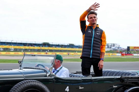 Lando Norris (GBR) McLaren on the drivers' parade.
09.07.2023. Formula 1 World Championship, Rd 11, British Grand Prix, Silverstone, England, Race Day.
- www.xpbimages.com, EMail: requests@xpbimages.com © Copyright: Coates / XPB Images