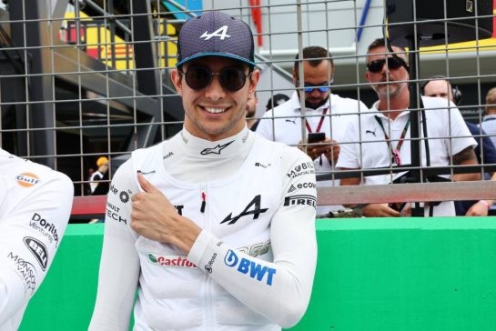 Esteban Ocon (FRA) Alpine F1 Team on the grid.
09.07.2023. Formula 1 World Championship, Rd 11, British Grand Prix, Silverstone, England, Race Day.
- www.xpbimages.com, EMail: requests@xpbimages.com © Copyright: Batchelor / XPB Images