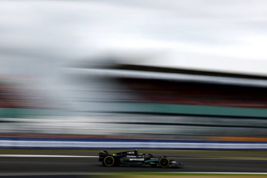 Lewis Hamilton (GBR) Mercedes AMG F1 W14.
09.07.2023. Formula 1 World Championship, Rd 11, British Grand Prix, Silverstone, England, Race Day.
 - www.xpbimages.com, EMail: requests@xpbimages.com © Copyright: Coates / XPB Images